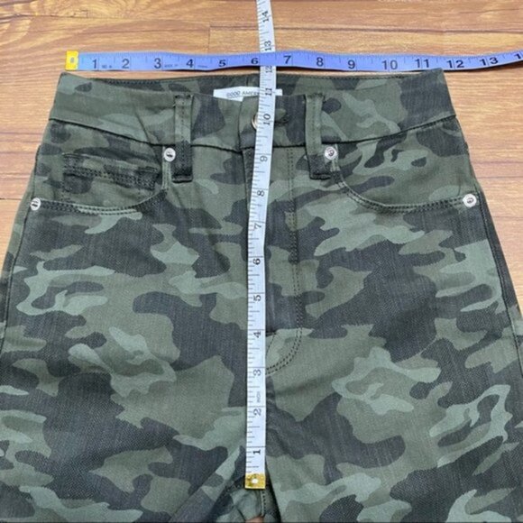 Good American Good Waist Skinny Jeans Camo Jeans Women Size 0/25‎ - Picture 4 of 8